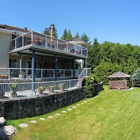 At The Shore Bed And Breakfast Sechelt Kültér fotó