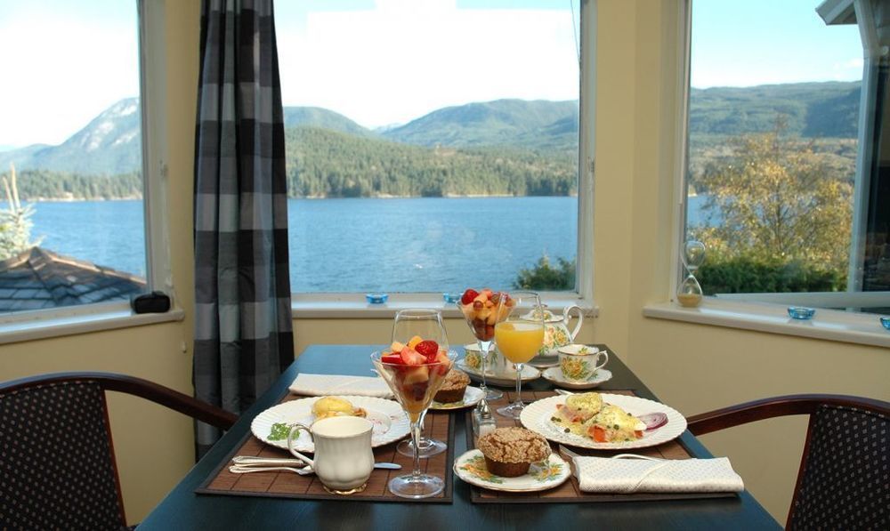 At The Shore Bed And Breakfast Sechelt Kültér fotó