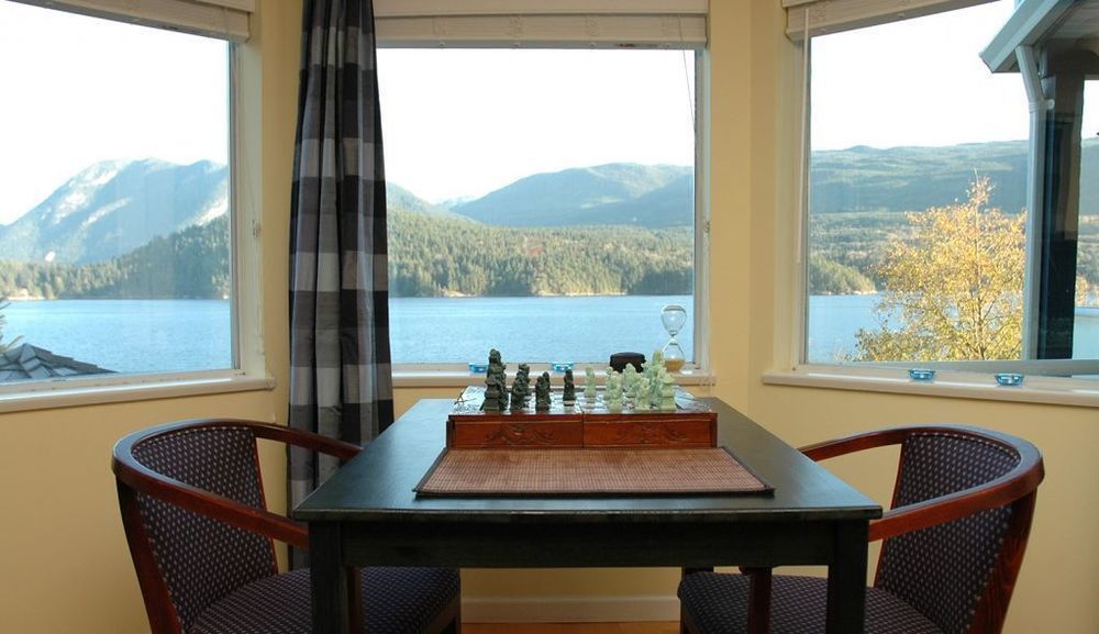 At The Shore Bed And Breakfast Sechelt Kültér fotó